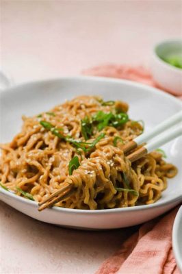 Spicy Cold Noodles with Sesame Paste: A Delicious Symphony of Tangy Umami and Refreshing Chills